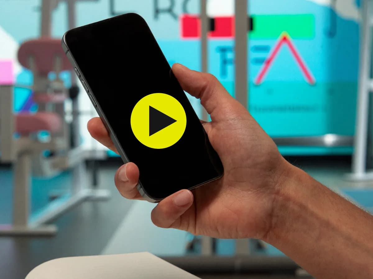 Celular com vídeo tutorial pronto pra dar play